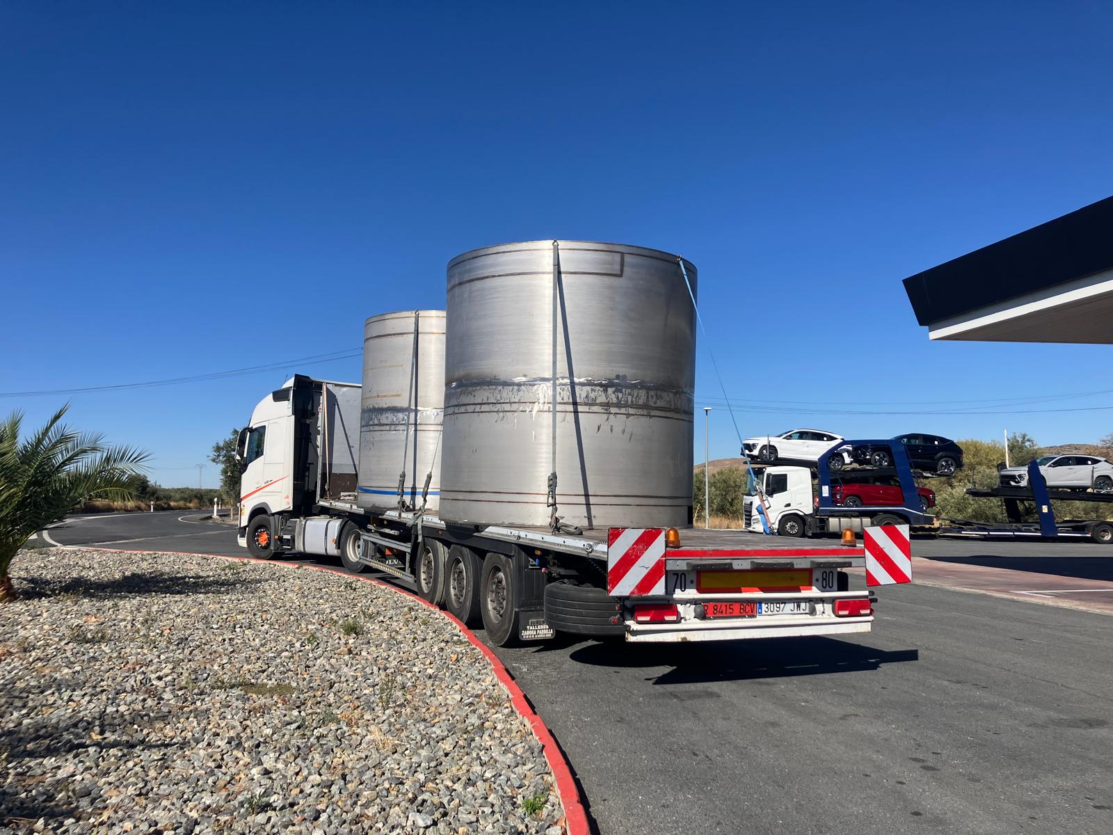 Cargas voluminosas (depósitos cilíndricos metálicos)